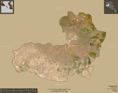 Aragatsotn, Ermenistan vilayeti. Sentinel-2 uydu görüntüleri. Bilgilendirici örtülerle sağlam arkaplanda izole edilmiş şekil. Değiştirilmiş Kopernik Sentinel verileri içerir