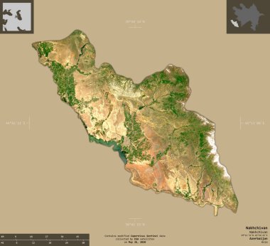 Nakhchivan, Azerbaycan bölgesi. Sentinel-2 uydu görüntüleri. Bilgilendirici örtülerle sağlam arkaplanda izole edilmiş şekil. Değiştirilmiş Kopernik Sentinel verileri içerir