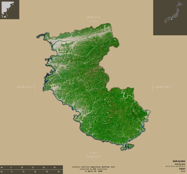 日本の和歌山県 センチネル 2衛星画像 有益なオーバーレイと固体背景に隔離形状 修正されたコペルニクスセンチネルデータが含まれています — ストック写真