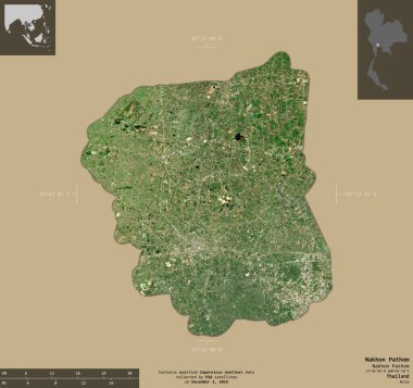 Nakhon Pathom, Tayland ili. Sentinel-2 uydu görüntüleri. Bilgilendirici örtülerle sağlam arkaplanda izole edilmiş şekil. Değiştirilmiş Kopernik Sentinel verileri içerir