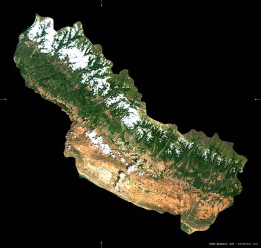 Shaki-Zaqatala, Azerbaycan bölgesi. Sentinel-2 uydu görüntüleri. Siyah üzerine izole edilmiş şekil. Tanımı, başkentin yeri. Değiştirilmiş Kopernik Sentinel verileri içerir