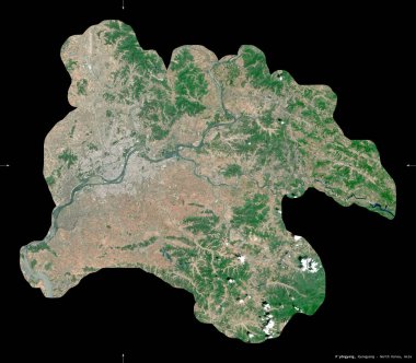 P 'yongyang, Kuzey Kore' nin özel şehri. Sentinel-2 uydu görüntüleri. Siyah üzerine izole edilmiş şekil. Tanımı, başkentin yeri. Değiştirilmiş Kopernik Sentinel verileri içerir
