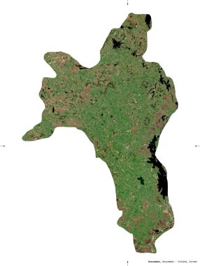 Roscommon, İrlanda Bölgesi. Sentinel-2 uydu görüntüleri. Beyaz üzerinde izole edilmiş şekil. Tanımı, başkentin yeri. Değiştirilmiş Kopernik Sentinel verileri içerir
