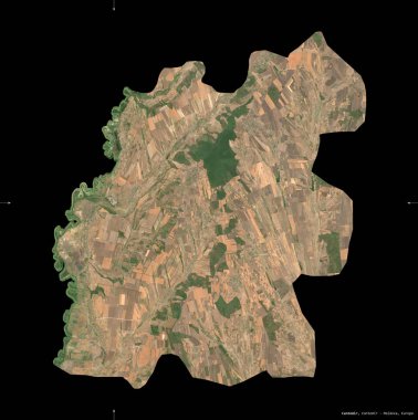 Cantemir, Moldova bölgesi. Sentinel-2 uydu görüntüleri. Siyah üzerine izole edilmiş şekil. Tanımı, başkentin yeri. Değiştirilmiş Kopernik Sentinel verileri içerir