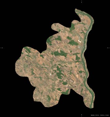 Moldova 'nın Rezina ilçesi. Sentinel-2 uydu görüntüleri. Siyah üzerine izole edilmiş şekil. Tanımı, başkentin yeri. Değiştirilmiş Kopernik Sentinel verileri içerir