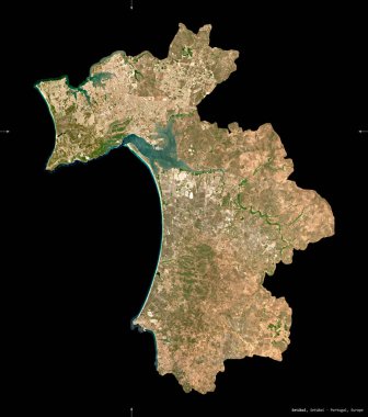 Setubal, Portekiz bölgesi. Sentinel-2 uydu görüntüleri. Siyah üzerine izole edilmiş şekil. Tanımı, başkentin yeri. Değiştirilmiş Kopernik Sentinel verileri içerir