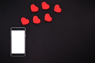 Boş ekran ve kalpleri ile akıllı telefon
