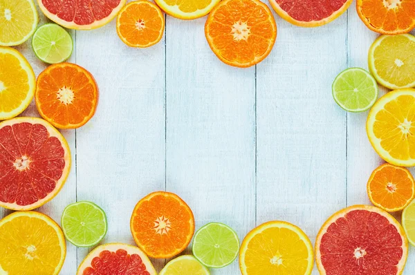 Frutas cítricas. Laranjas, limas, toranjas, tangerinas e limões Fotos De Bancos De Imagens Sem Royalties