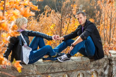 Erkek ve kadın üzerinde çit