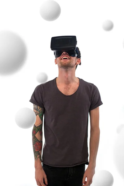 Hombre en auriculares de realidad virtual —  Fotos de Stock