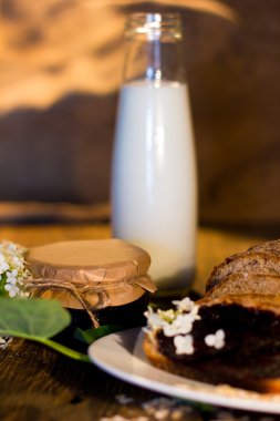 Blackcurrant reçel ahşap tablo