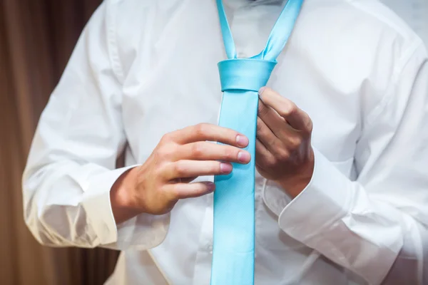 Groom preparation before wedding — Stock Photo, Image