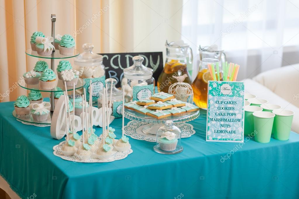 Candy bar — Stock Photo © Baimiro 81169916