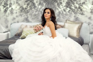 Buket ile giysi kadın gelin beyaz düğün