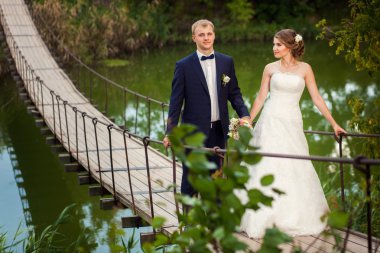 Asma köprü yürüme Çift