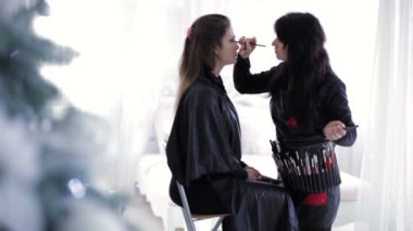 Son saatlerinde yanında bulunanlar ana modeli ile konuşmak