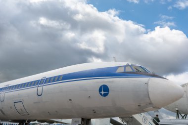 Yolcu uçağı tu-155