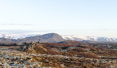 İzlanda volkanik manzara bahar 