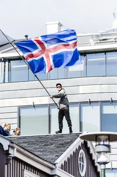 Reykjavik sfter panama sızıntı protesto