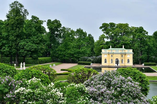 El Pabellón Superior de Baño en Catherine Park cerca de San Petersburgo — Foto de Stock