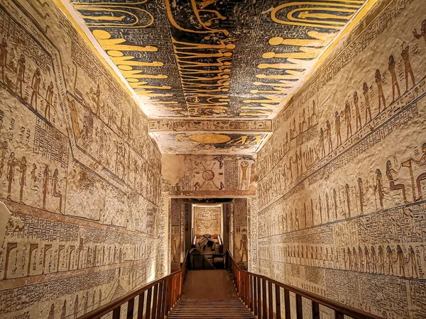 January 2020 Luxor Egypt Kv9 Kings Valley Гробниця Мемнона Гробниця Ліцензійні Стокові Фото
