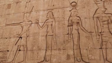 Edfu, Mısır 'daki Horus antik tapınağının kalıntıları.
