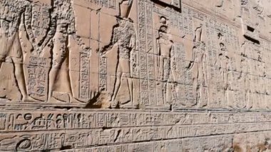 Edfu, Mısır 'daki Horus antik tapınağının kalıntıları.