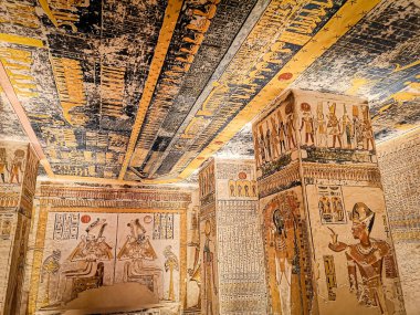 KV9, Kings 'Valley No. 9, Memnon 'un mezarı, 20. hanedanlıktan firavunların mezarı Ramses V ve Ramses VI.