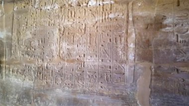 Mısır Karnak Tapınağı kalıntıları, Luxor 'daki en büyük açık hava müzesi.
