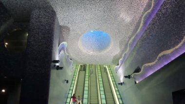 Toledo metro, Napoli