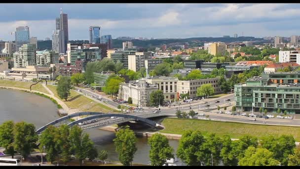 Negócio - o centro de Vilnius — Vídeo de Stock