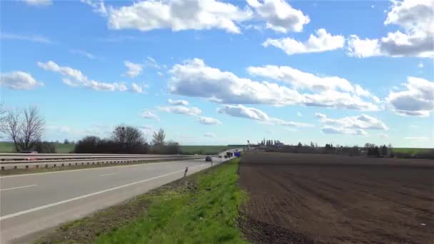 Tráfico por carretera velocidad de lapso de tiempo 100x — Vídeos de Stock