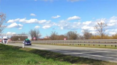 Karayolu trafik zaman atlamalı hızı 5 x