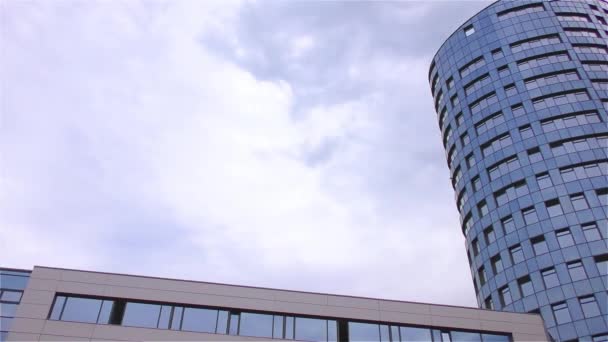 Hoogbouw gebouw — Stockvideo