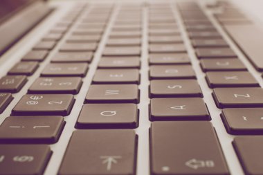 Bir dizüstü bilgisayarın klavyesi