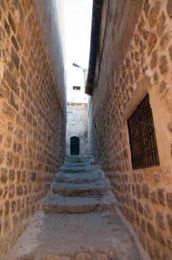 Midyat sokaklarında