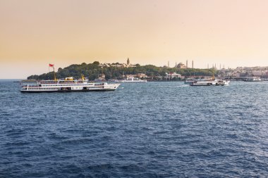 Görünümü ile boğaz Ayasofya ile Ayasofya, Sultanahmet Camii ve Topkapı Sarayı'ndan deniz