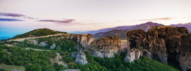 Güzel görünümünden Meteora, Yunanistan