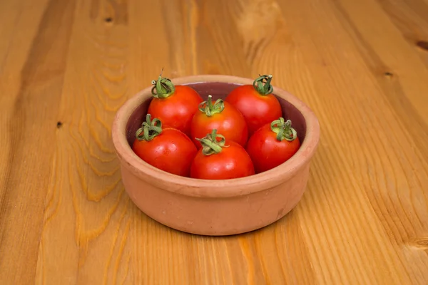 Cherry tomatoes — Stock Photo, Image