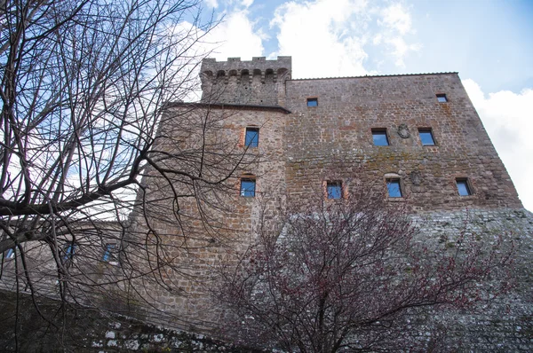 Antiguo castillo en Toscana, Italia — Foto de Stock