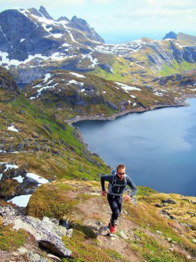 Lofoten Norveç'te hiking