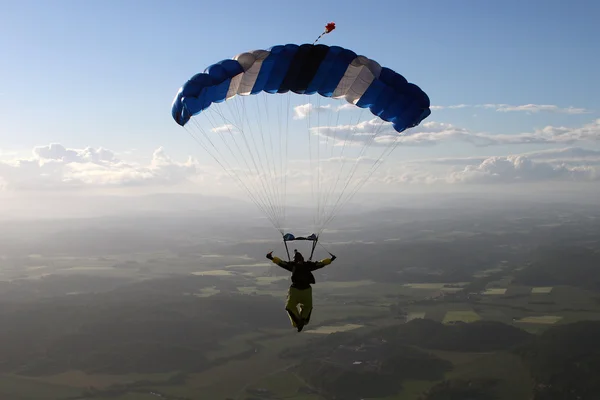 Skydiving na Noruega — Fotografia de Stock