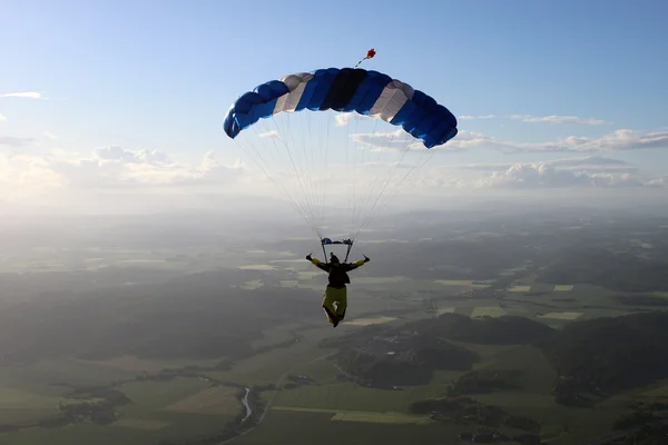 Skydiving na Noruega — Fotografia de Stock