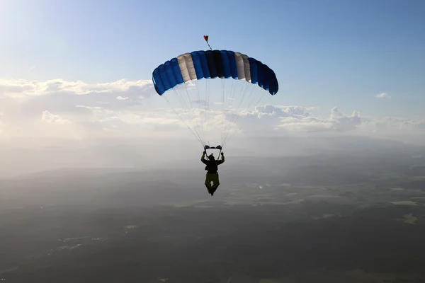 Skydiving na Noruega — Fotografia de Stock