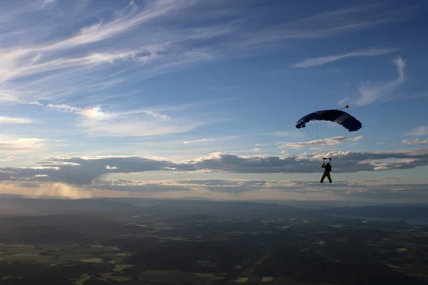 Skydiving en Norvège — Photo