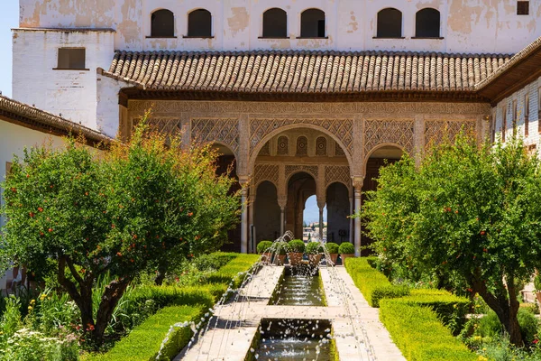 Veduta dell'Alhambra di Granada in Spagna — Foto Stock