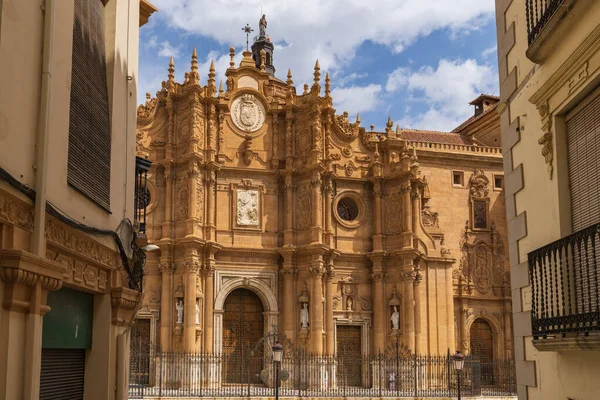 Vista da catedral de Guadix, na província de Granada, na Espanha — Fotografia de Stock