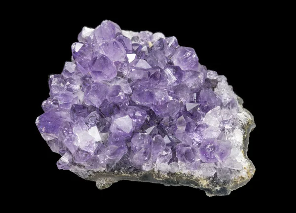 紫水晶 （钻）。石，矿物 — 图库照片