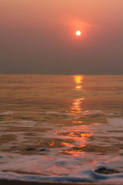 Solen Går Upp Solen Klar Morgonhavet Vid Cha Beach Thailand — Stockfoto