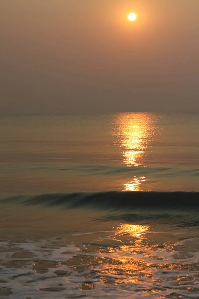 Solen Går Upp Solen Klar Morgonhavet Vid Cha Beach Thailand — Stockfoto